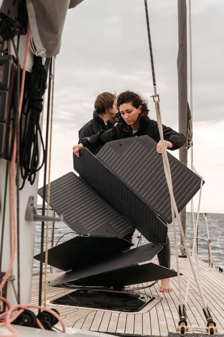 Italian tech start-up Levante designs origami-inspired solar panel ...
